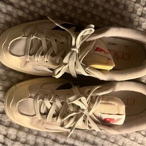 New Balance CT302 Shoes - Cream and Red